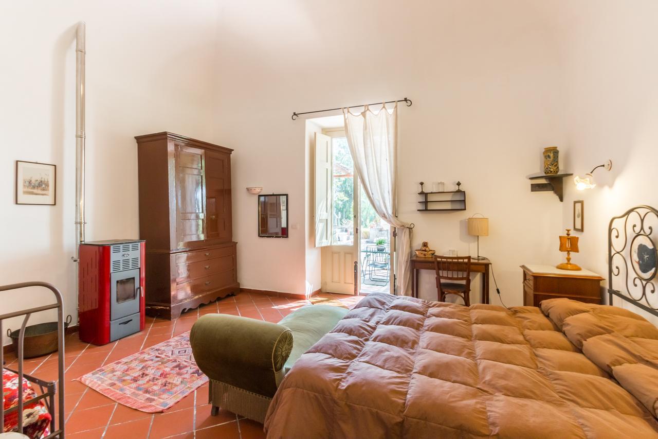 La Casa Di Pippinitto Bed & Breakfast 3*